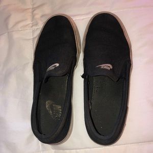 nike slip on shoes